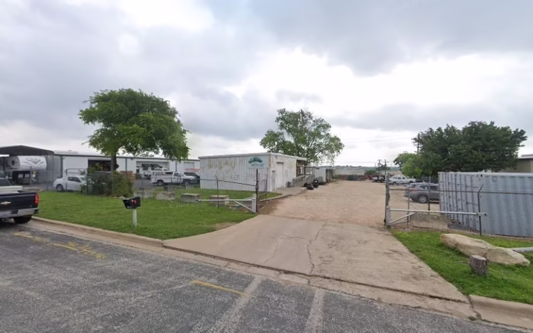 171393 pampered lawns austin inc 1 768x480