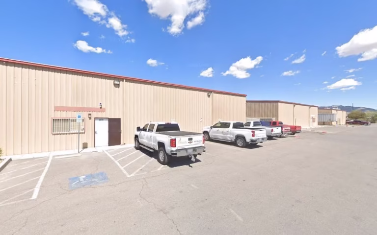 172433 the paradise lawn 768x480