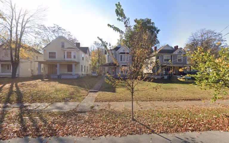 172644 stormie all weathers lawn care 768x480