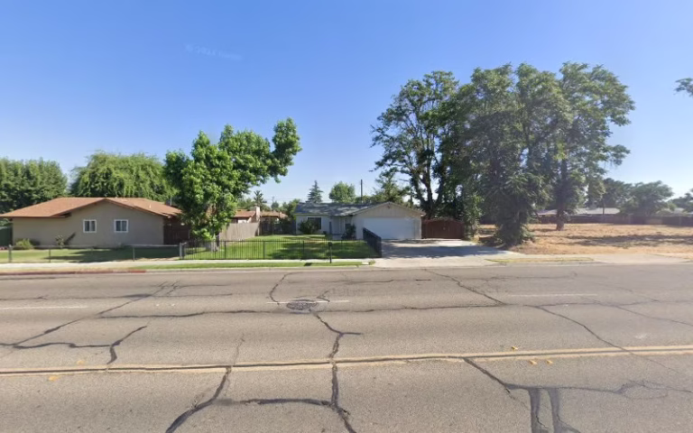 172945 martinez landscaping tree service 768x480