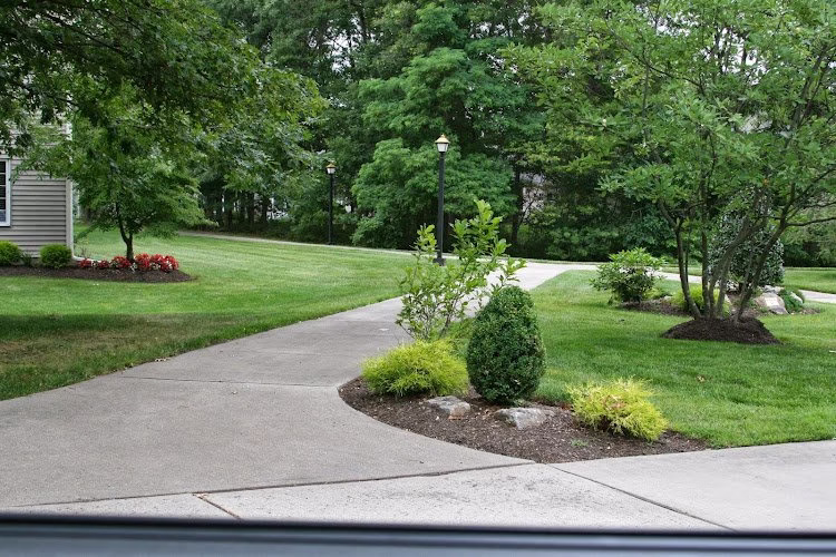 173278 heroes lawn care of omaha