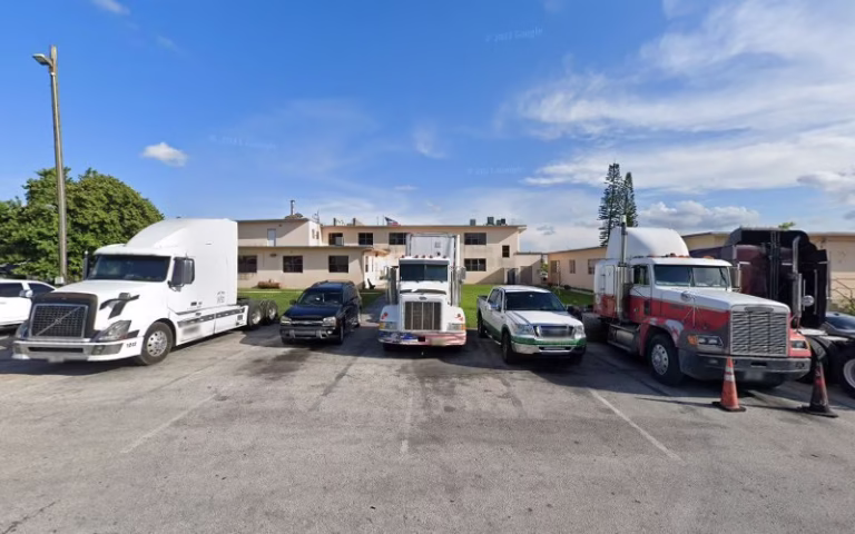 173457 c w lawn care 768x480