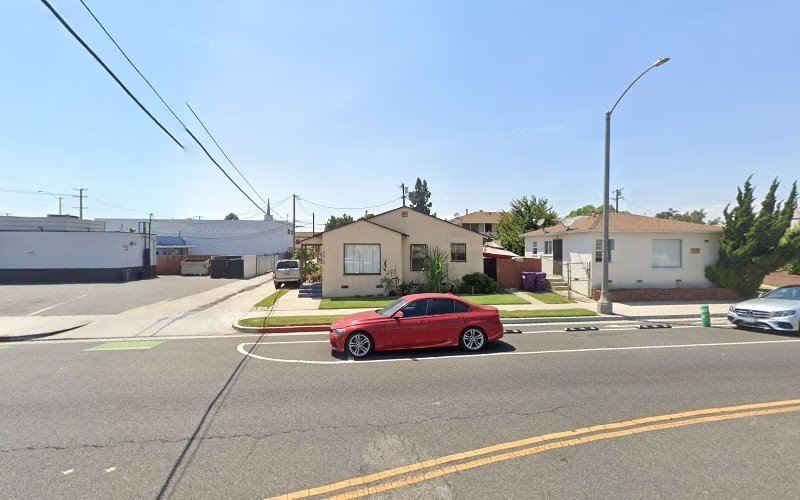 173495 a2 lawn care long beach 1