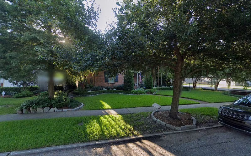 174004 pfefferles lawn care