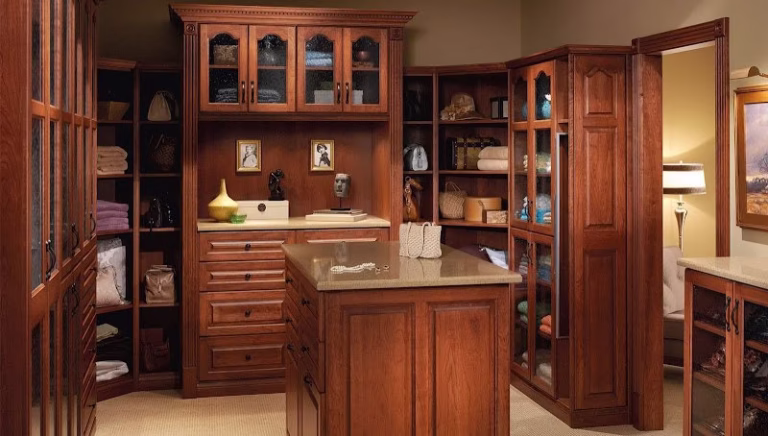 174512 econize closets blinds 768x436