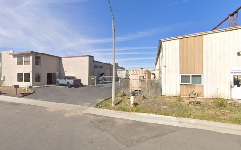 174882 vans custom woodwork interiors 768x480