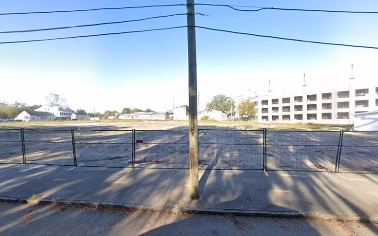 175002 rs custom cabinets millworks 1 768x480