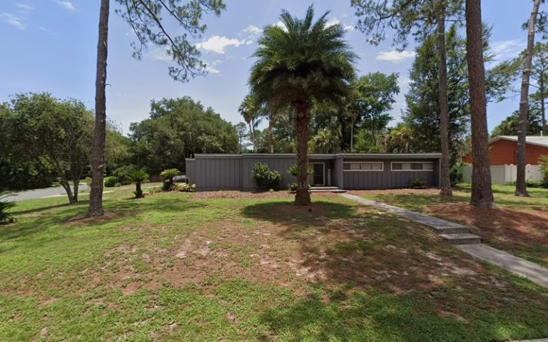 175644 wetland cabinet refinishing interior exterior 768x480