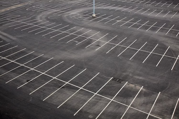 175733 knight parking lot sweeping and pressure washing