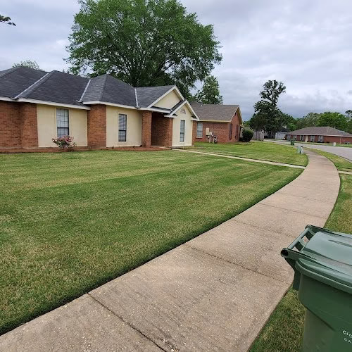 176421 boones lawn care llc