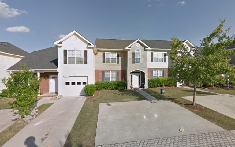 176663 like new pressure washing 768x480