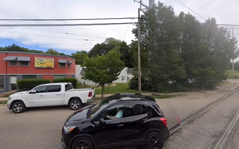 176706 blue sky window cleaners 1 768x480