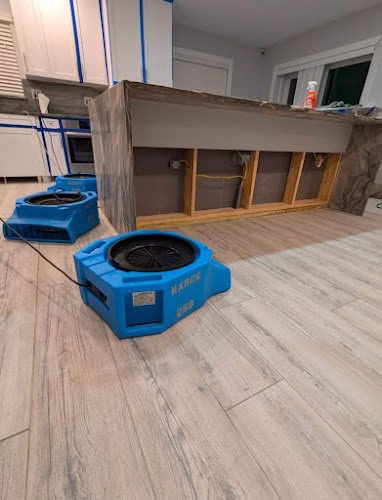 178885 dry masters water damage restoration service