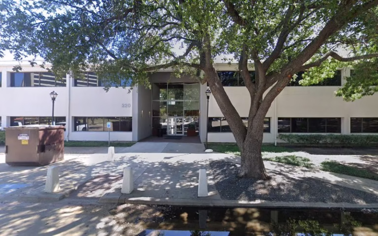 184793 redwood strong llc 768x480