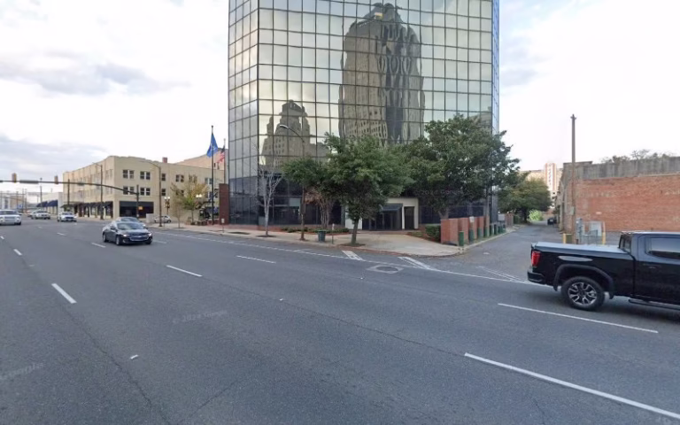 186985 fenstermaker 1 768x480