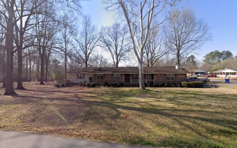 187279 waldens backhoe services 768x480