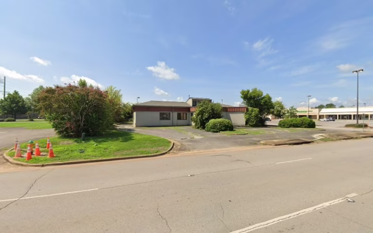 187466 wade hays excavating 768x480