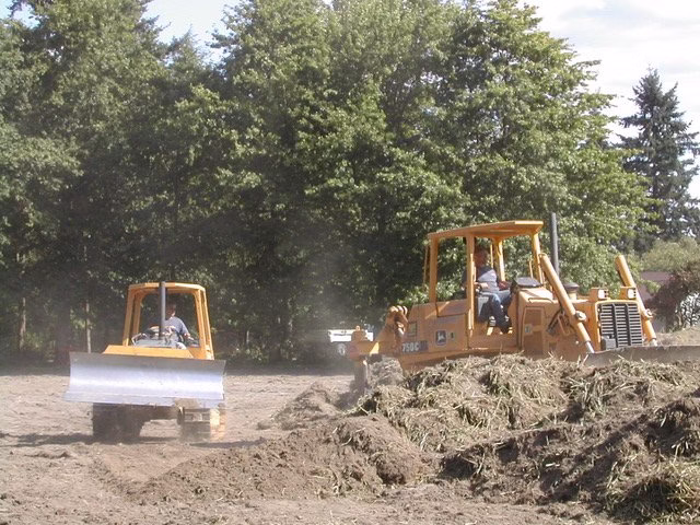 188152 earthworks excavating services