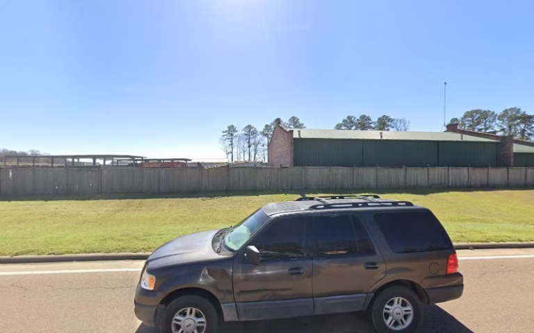 188614 clear river construction 768x480