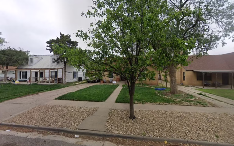 189220 premium landscaping 768x480