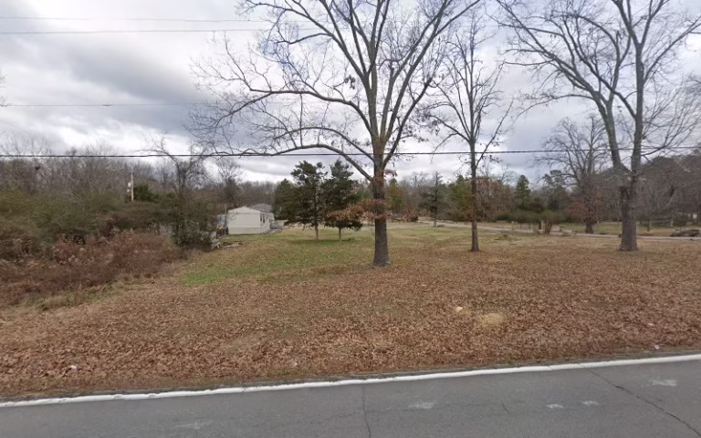 189289 schneider lawn care llc 1 768x480