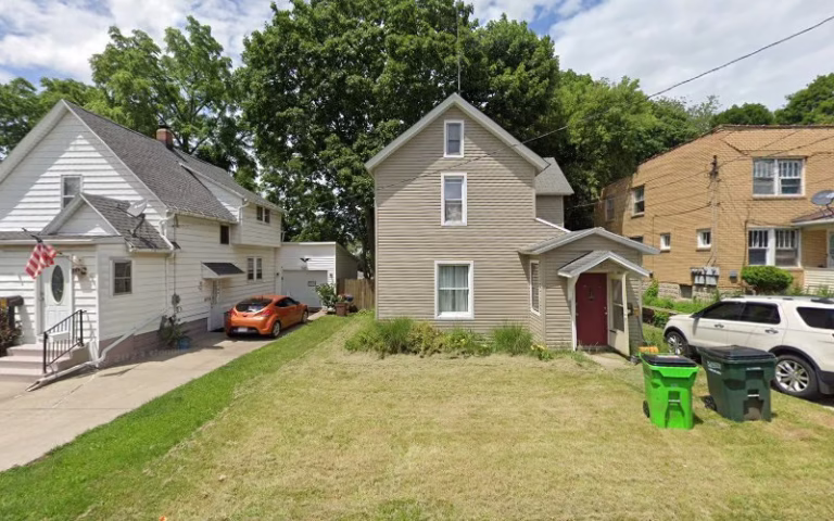 189375 davenport family lawncare 768x480