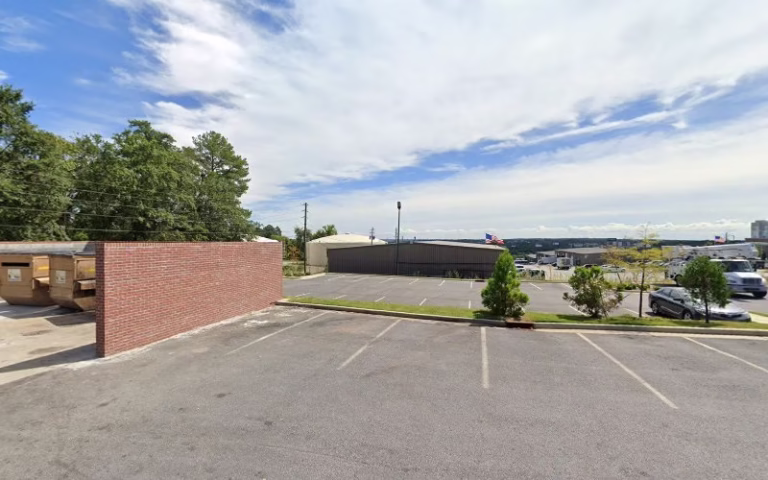 189508 bulldawgs total lawn care 1 768x480