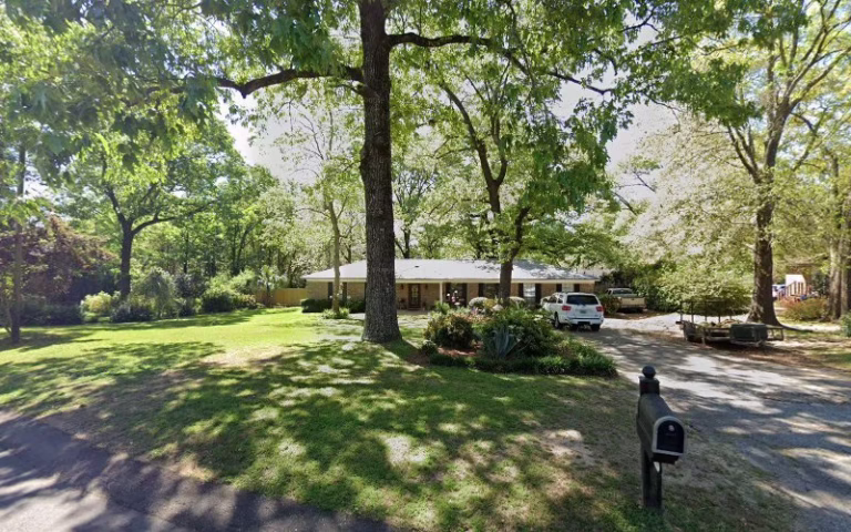 189707 always and forever green landscaping 768x480