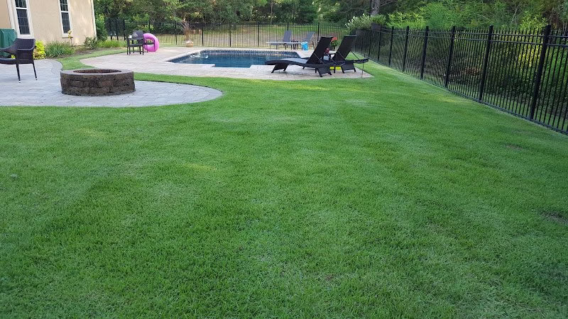 189881 second nature lawn care and landscaping