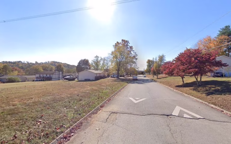 190037 green landscapes lawn service 768x480