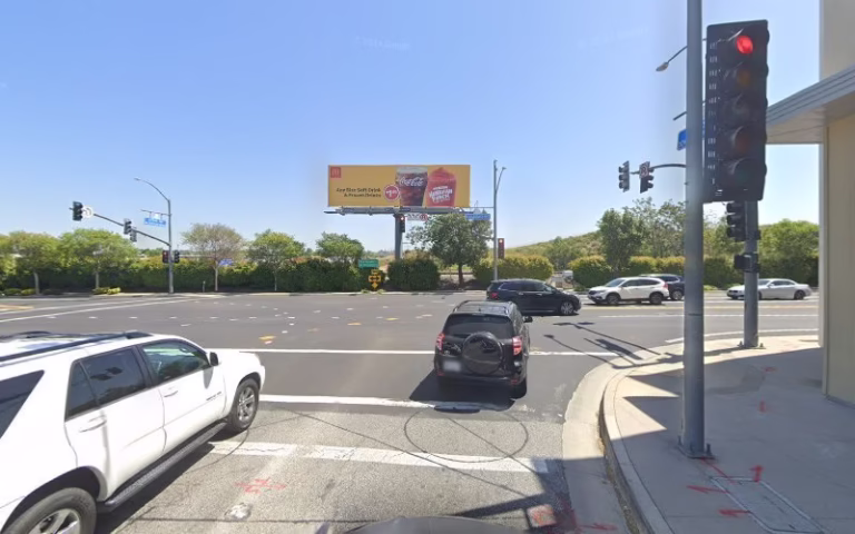 190233 socal landscaping maintenance 768x480