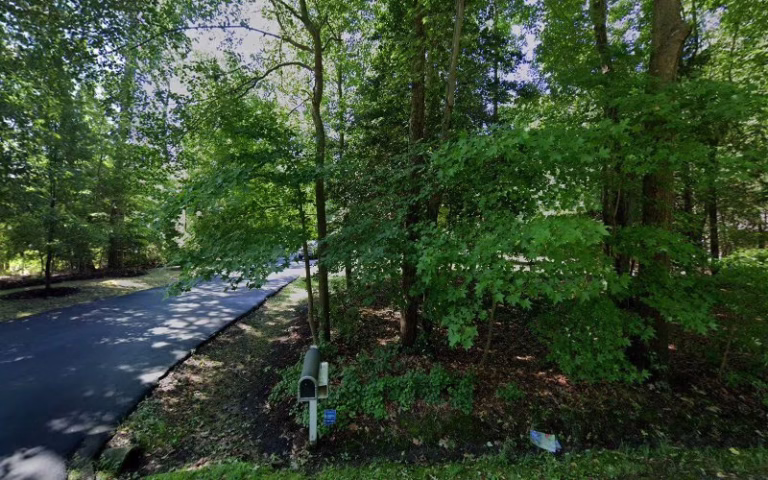 190277 chops lawncare services 768x480