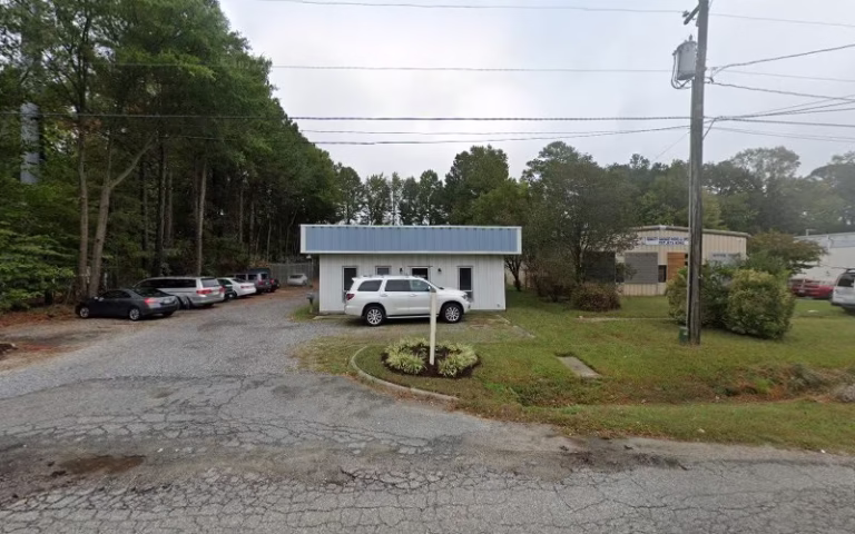 190288 jesses lawn services inc 768x480