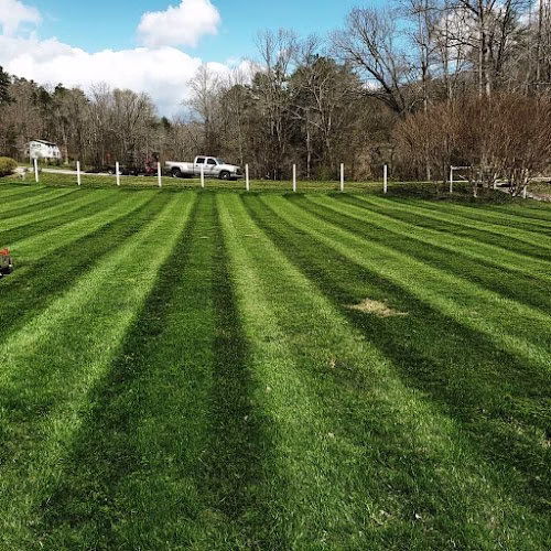 190597 rowan lawn landscapes