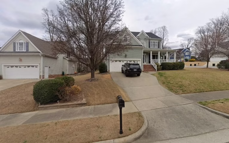 191019 isaacs yard care 768x480