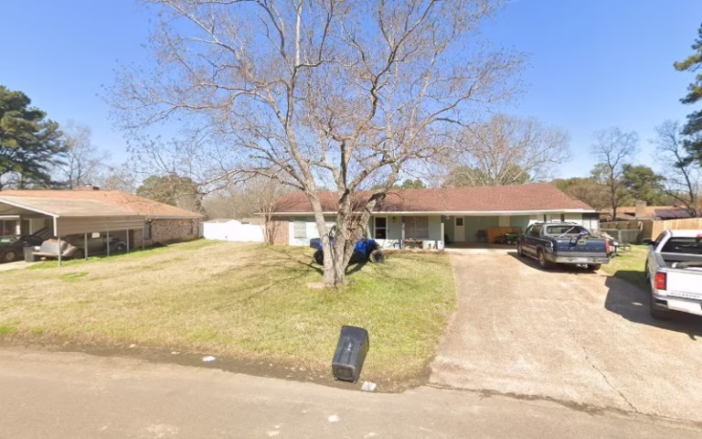 191242 ubu lawn service 768x480