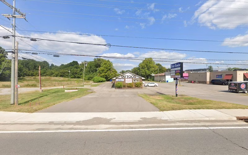 191478 stripes and squares lawn service