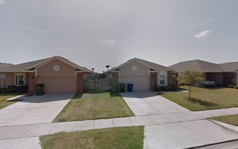 191615 fence rental 768x480