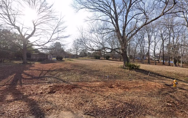 192706 a fast fence llc 768x480