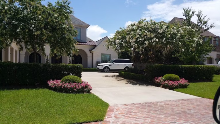 193066 lagreen landscape 768x432