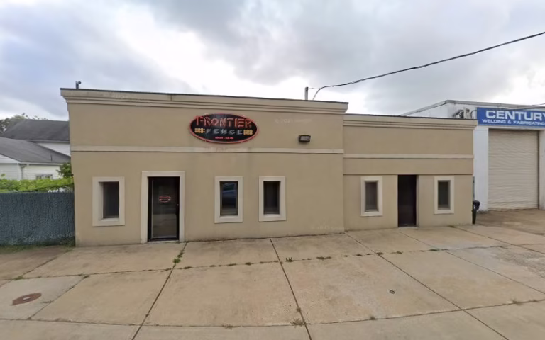 193414 frontier fence company 768x480