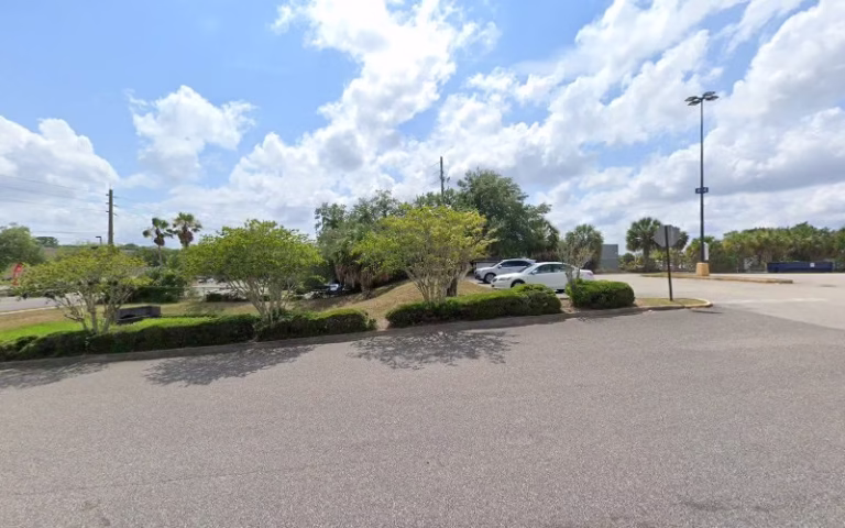 194489 fast response water damage restoration jacksonville 768x480