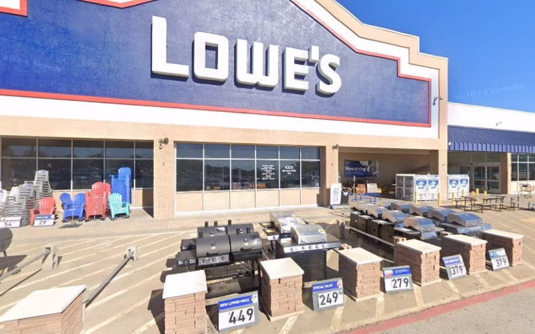 194579 neko water damage restoration 768x480