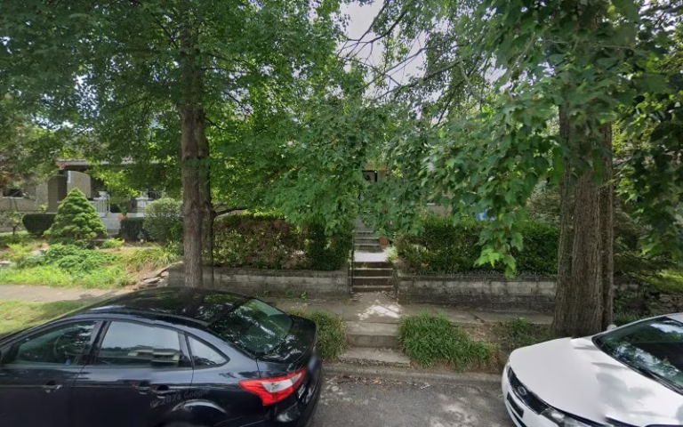 195944 barrys co 768x480