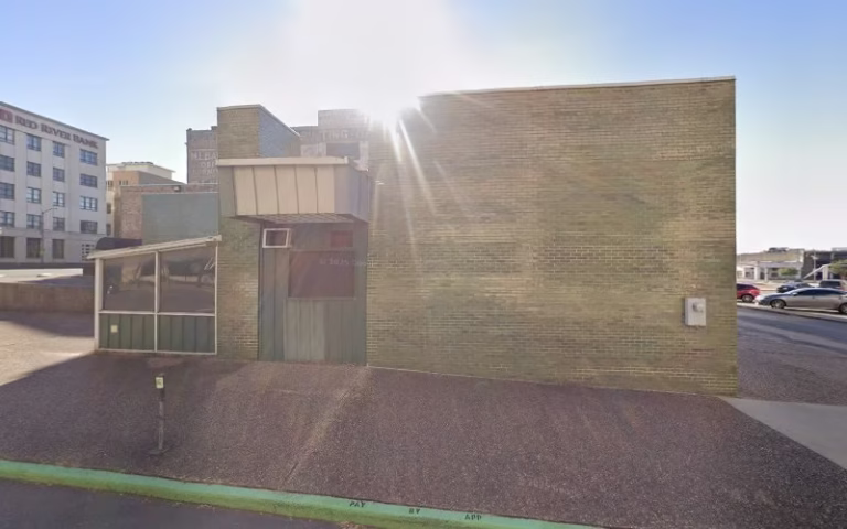 197155 candys services 768x480