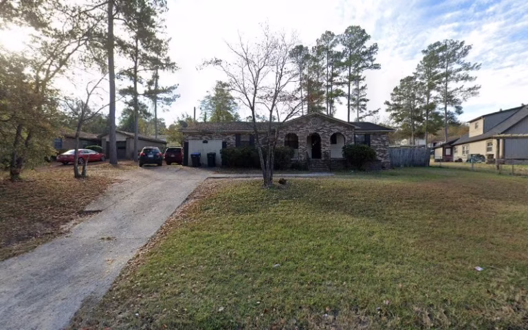 197201 t r royal cleaning services llc 768x480