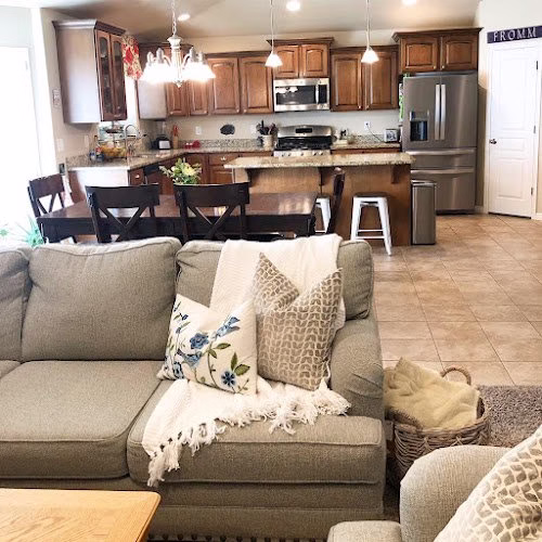 197337 happy house cleaning