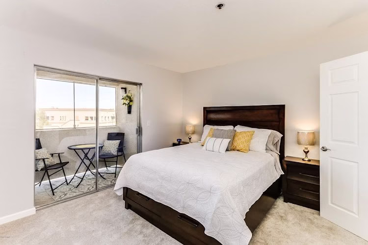 197521 clean bee cleaning