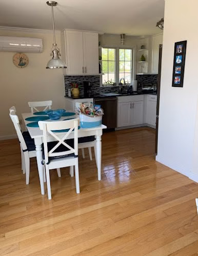 197645 lil rhody miracle maids