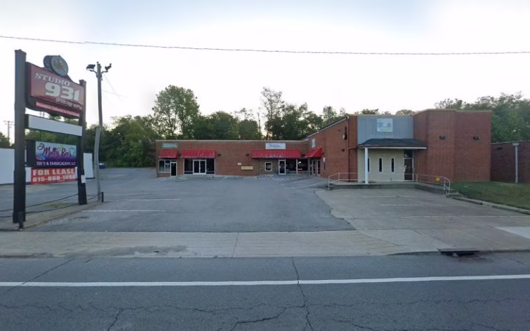 198501 graceful touch cleaning services llc 768x480